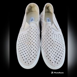 Steve Madden Owen Laser-Cut Casual Slip-On Faux Suede Low Cut Sn…